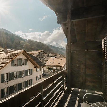 Hotel Kreuz Leissigen Bagian luar foto