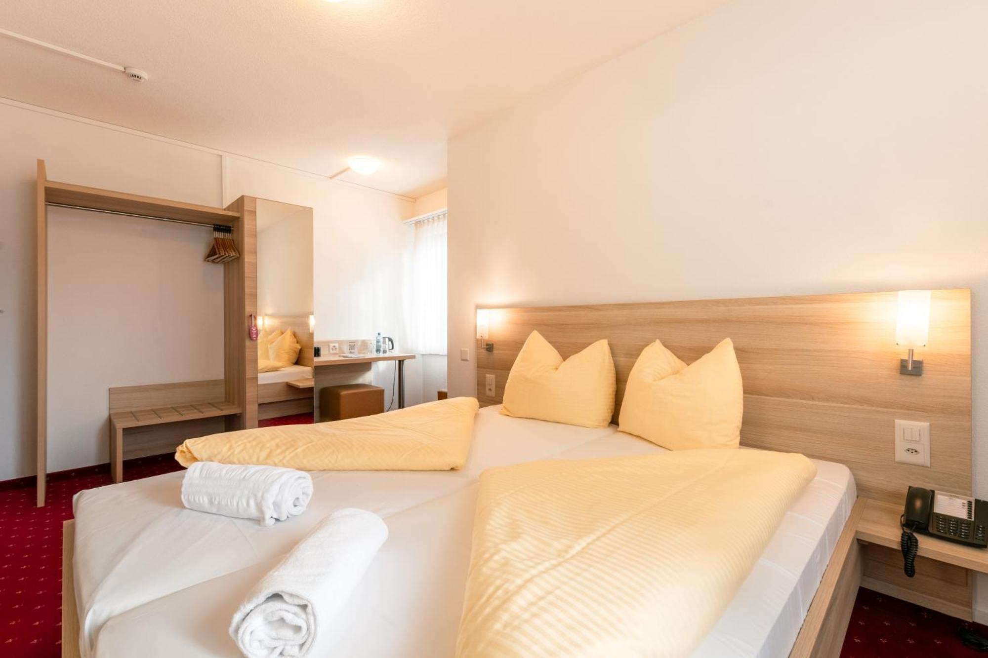 Hotel Kreuz Leissigen Bagian luar foto