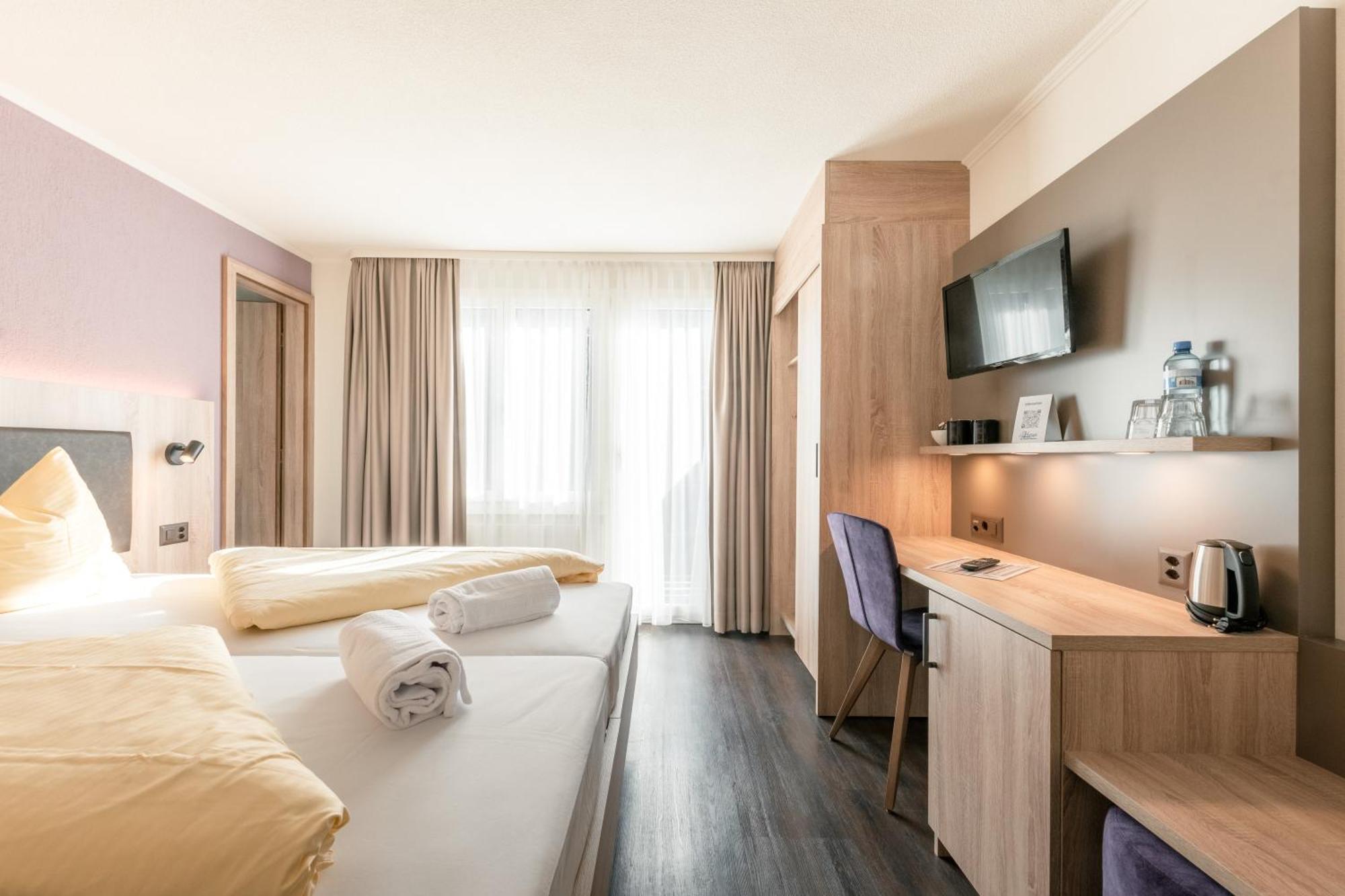 Hotel Kreuz Leissigen Bagian luar foto